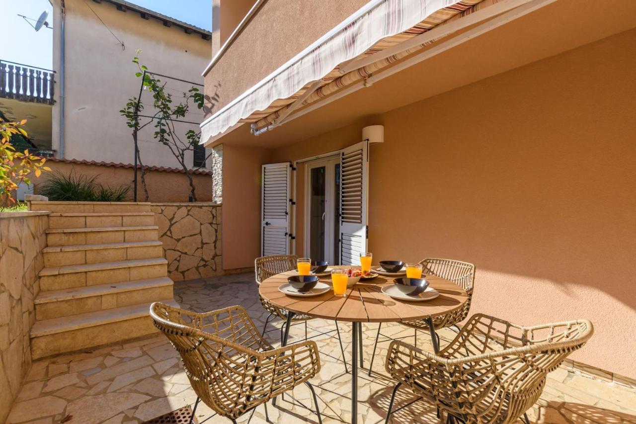 Studio Apartment Mali Medulin Exterior foto