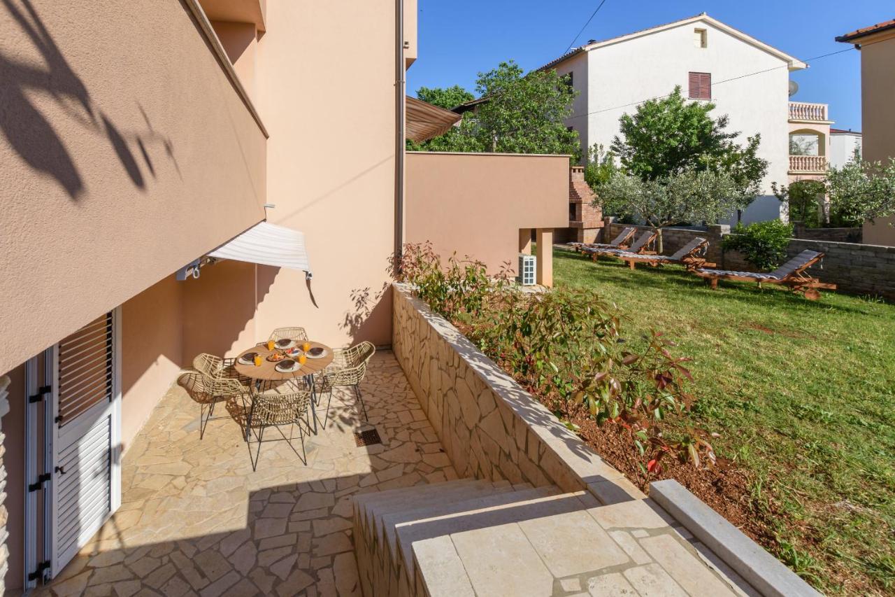 Studio Apartment Mali Medulin Exterior foto