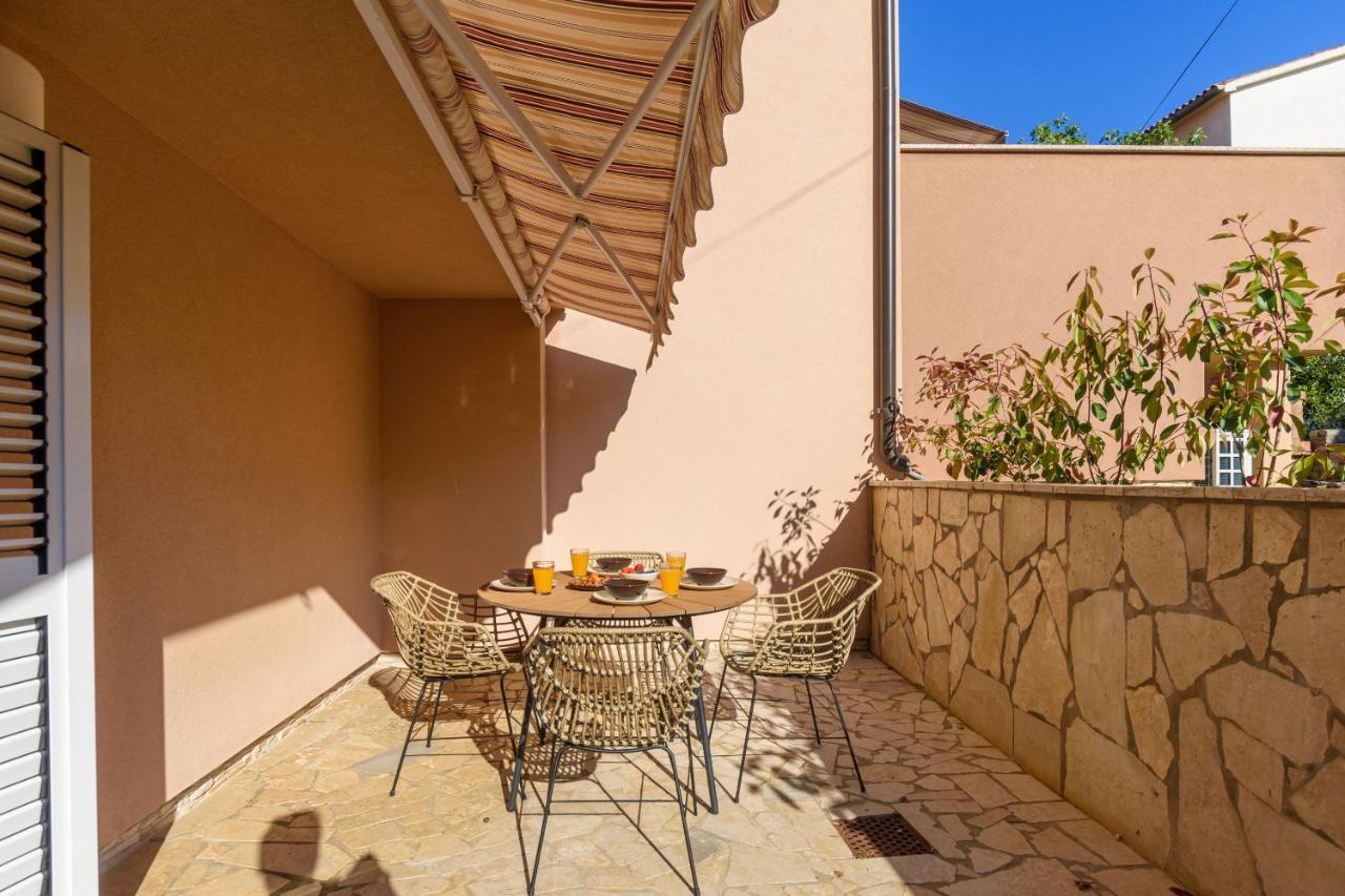 Studio Apartment Mali Medulin Exterior foto